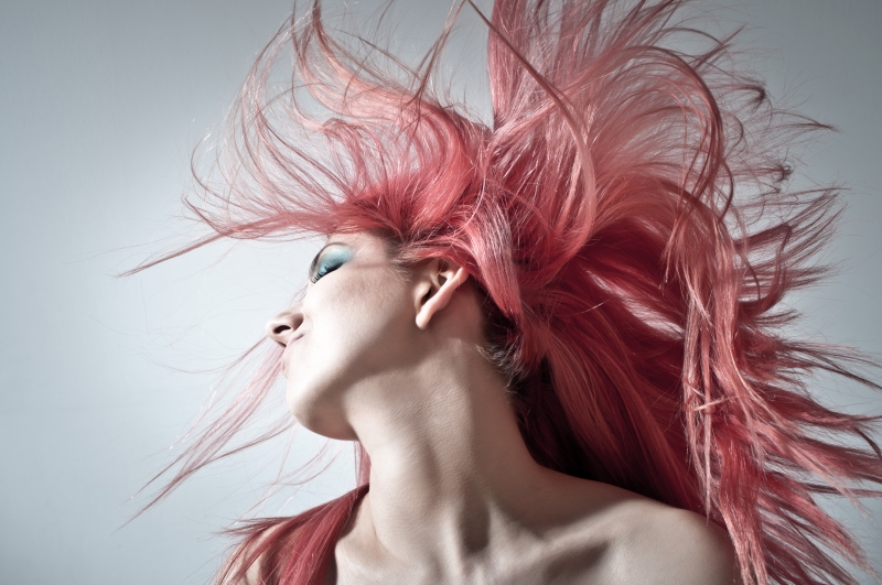 coiffure-EVENOS-min_people-hair-wild-portrait-red-color-606493-pxhere.com